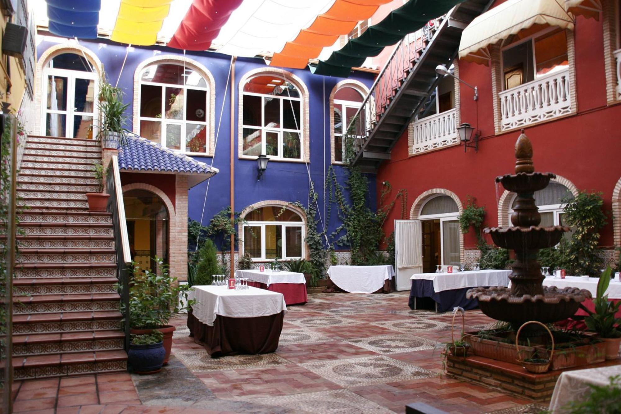Hotel Plaza Manjon Villanueva Del Arzobispo Eksteriør bilde